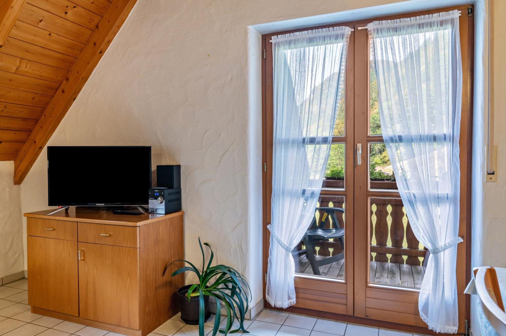 Gasthaus Zur Linde- Napf Oberried  Εξωτερικό φωτογραφία